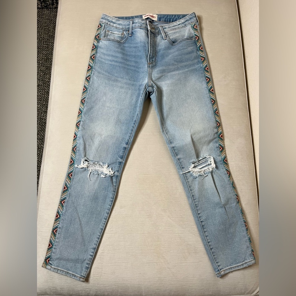 Driftwood Embroidered Jeans - Women’s 27 Blue - Boho Denim Distressed Straight